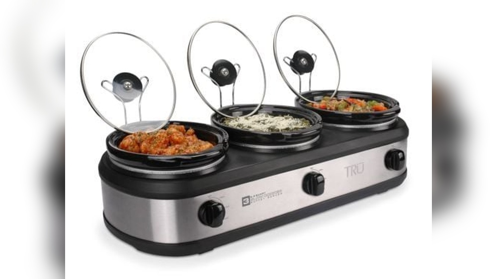 can you use a slow cooker to keep food warm.jpg