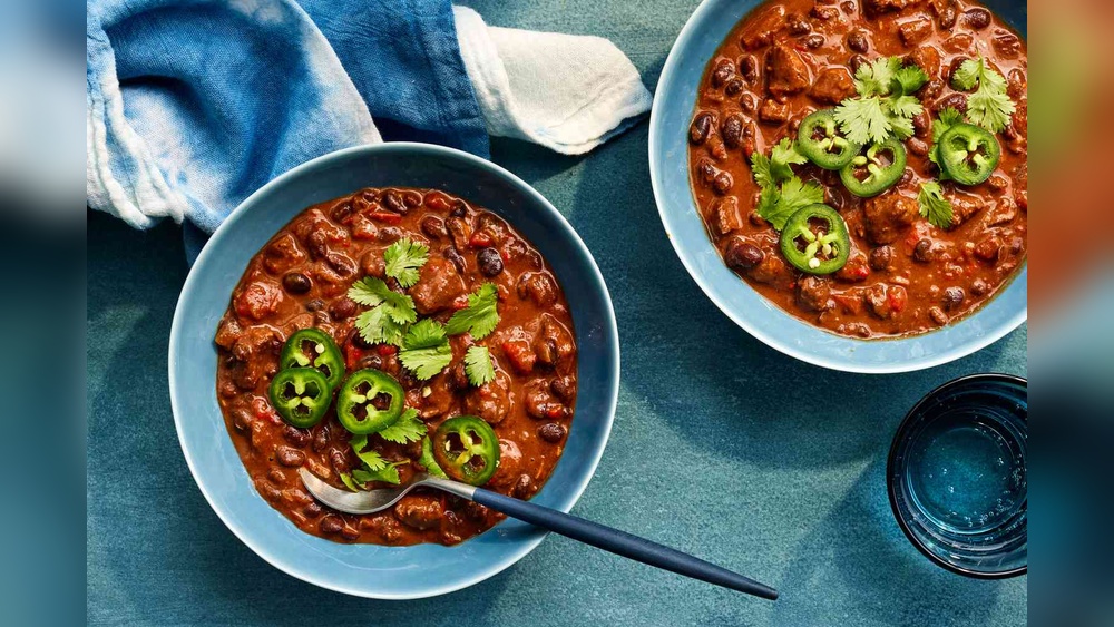 how long does chili last in the fridge after cooking.jpg
